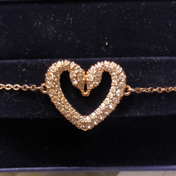 SWAROVSKI Crystal Una Heart Bracelet - Picture 4 of 6